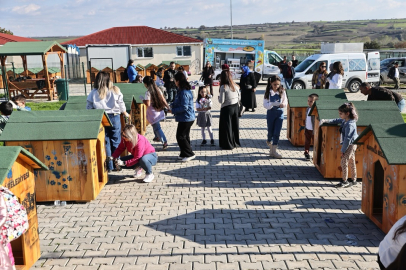 Kapaklı’da Çocuklar Ara Tatilde Sokak Hayvanları Merkezini Ziyaret Etti