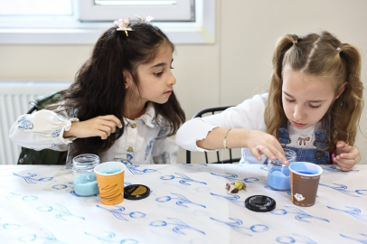 Kapaklı’da Çocuklar “Dekoratif Mum Yapımı Atölyesi”nde Yaratıcılıklarını Konuşturdu