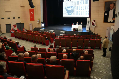 Çorlu’da “Atatürk’ün Yolunda Demokrasi” Konferansına Yoğun İlgi