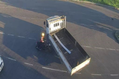 Tekirdağ'da 3 Kişinin Yaralandığı İki Ayrı Motosiklet Kazası Görüntülendi