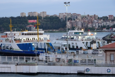 Gökçeada'ya Tüm Feribot Seferleri İptal Edildi
