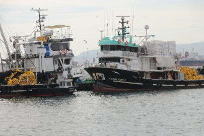 Tekirdağlı Balıkçılar Lodos Nedeniyle 2 Gündür Denize Açılamıyor