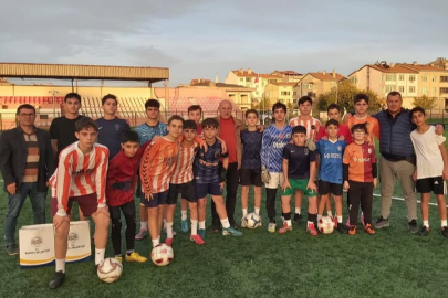 Başkan Türel’den Muratlı Yıldız 2012 Spor’a Moral Ziyareti