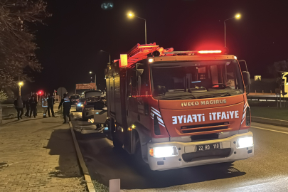 Edirne'de Tırdan Düşen Demir Parçasına Çarpan Elektrikli Araçta Hasar Oluştu