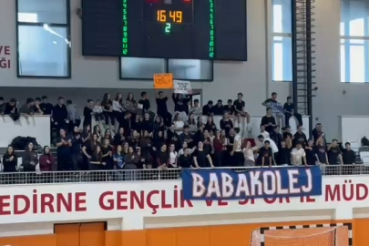 Hentbol Maçında EYBAL Protestosu