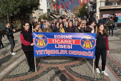 Edirne Ticaret Liseliler 81’inci Yılı Kutladı
