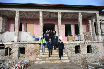 Vali Yunus Sezer’den Dini İhtisas Merkezi İncelemesi