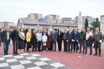 Başkan Sarıkurt, Esentepe ve Hürriyet Mahallesi Halk Toplantısına Katıldı