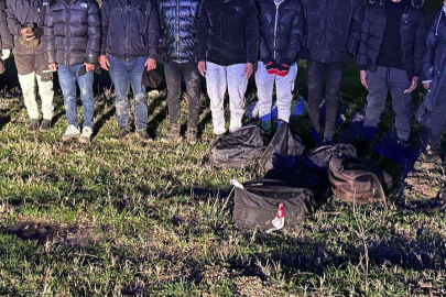 Edirne ve Kırklareli'nde 12 Düzensiz Göçmen Yakalandı