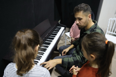 Kapaklı’da Miniklere Piyano Eğitimi