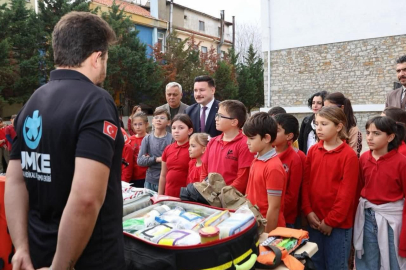 Gökçeada'da Çocuklar Sağlık ve Afet Konularında Bilgilendirildi