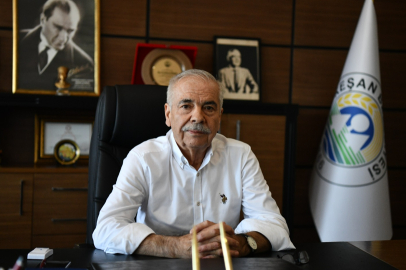 Özcan, 24 Kasım Öğretmenler Günü’nü Kutladı