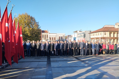 Edirne’de Öğretmenler Günü Kutlamaları Törenle Başladı