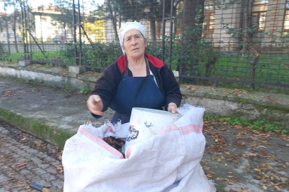 Edirne'de Yaşlı Kadın, 34 Yıldır Sonbaharda Düşen Yaprakları Gübreye Dönüştürüyor