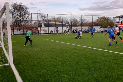 Veteranlardan AB Sınırında Dostluk Maçı