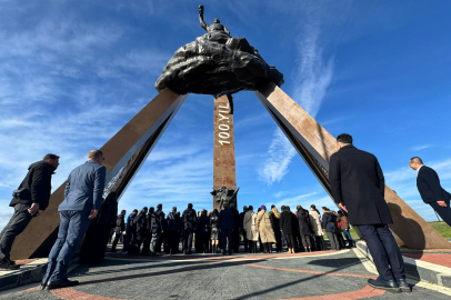 100. Yıl Anıtı’na Kurtuluş Çelengi