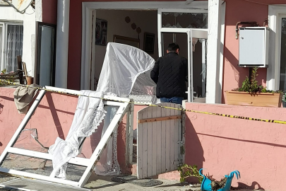 Çanakkale'de Bir Apartman Dairesindeki Patlamada Ev Sahibi Yaralandı