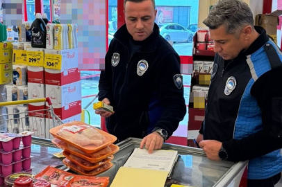 Ezine'de Tarihi Geçmiş ve Etiketsiz Ürün Satan 2 Markete 596 Bin TL Ceza