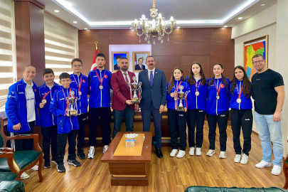 Kaymakam Özderin’den Floor Curling Şampiyonlarına Tebrik
