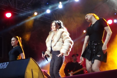 Gelibolu'da Hande Ünsal Konser Verdi