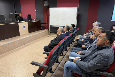Tekirdağ'da "Türkiye'de Gençliğin Değişen Profili" Konferansı Düzenlendi