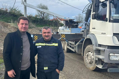 Cumhuriyet Mahallesi’nde Aydınlatma Çalışmaları Sürüyor