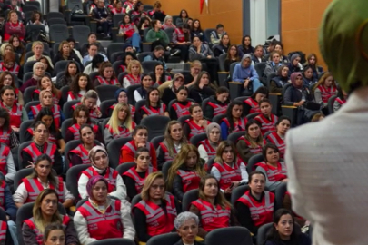 Tekirdağ'da "Kadın Yasal Hakları Eğitimi" Konferansı Düzenlendi