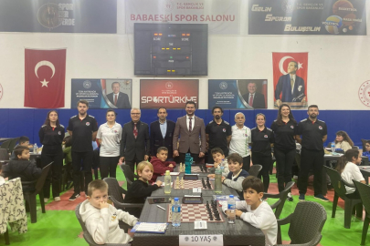 Babaeski’de Öğretmenler Haftası Satranç Turnuvası Düzenlendi
