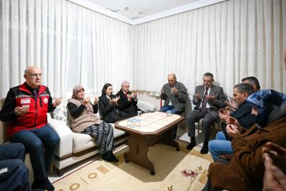 Vali Uğur Turan, Şehit Öğretmen Ümit Nalbant’ın Ailesini Ziyaret Etti