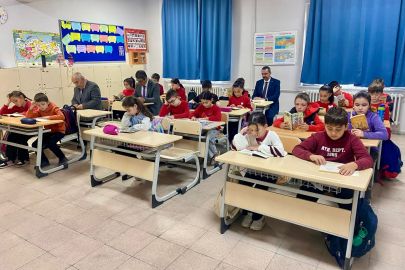 Kaymakam Enver Özderin, Öğrencilerle Okuma Saati ve Fidan Dikim Etkinliğine Katıldı