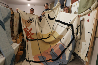 Tekirdağlı Mimardan Karacakılavuz Dokumasının Dünyaya Tanıtımına Katkı