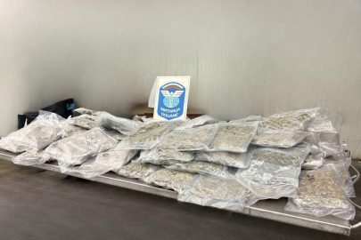 Türkiye'ye Sokulmak İstenen 22 Kilo 560 Esrar Sınırda Yakalandı