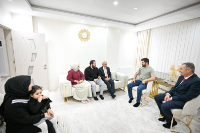 Vali Uğur Turan, Desteklenen Genç Çifti Ziyaret Etti