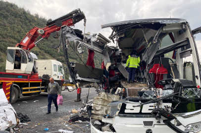 Osmaniye’de Yolcu Otobüsü Tıra Çarptı: 6 Ölü, 11 Yaralı