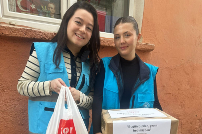 Yurt Öğrencilerinden İhtiyaç Sahibi Ailelere Erzak Yardımı