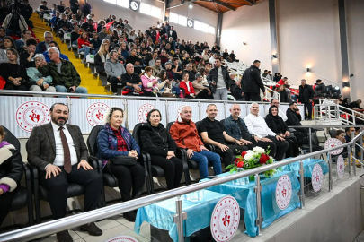 Kırklareli Protokolü Kadın Basketbol Takımını Yalnız Bırakmadı