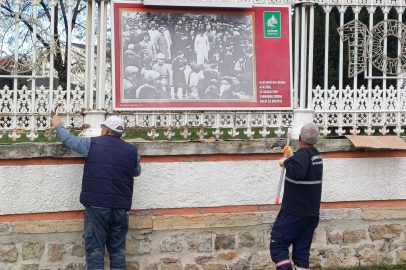 Tarihi Belediye Binasında Boyama Çalışması