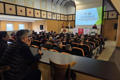 Babaeski’de Çiftçilere B-Reçete Uygulaması Anlatıldı