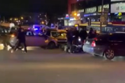 Işık İhlali Yapan Otomobil, İki Motosiklete Çarptı: 2 Yaralı