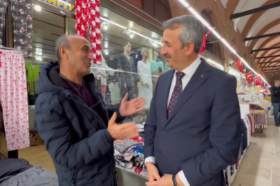 Vali Sezer Tarihi Çarşılarda Esnafla Buluştu