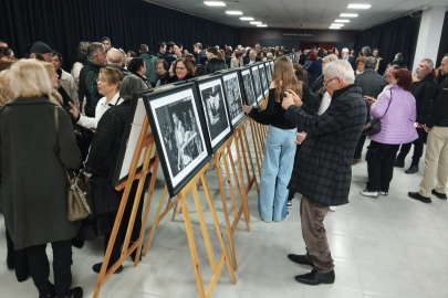 EFOD’dan “Siyah Beyaz Hayatlar” Sergisi