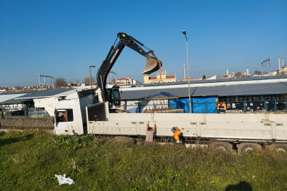 Alternatif Tren Yolunda Raylar Kaldırılıyor