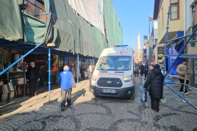 Ayağı Takılan Kadın Yere Düşerek Yaralandı