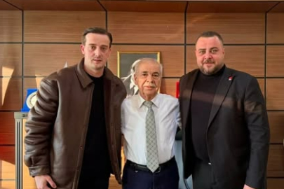 Başkan Özcan, Gençlik Temsilcilerini Belediyede Ağırladı