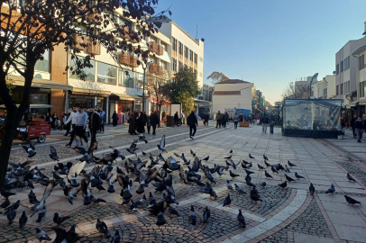 Saraçlar Caddesi’nde Cuma Bereketi