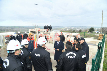 Vali Soytürk, Çevik Kuvvet’e Verilen Arama-Kurtarma Eğitimini Yerinde İnceledi