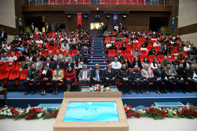 Vali Soytürk, Uluslararası Tek Sağlık Kongresi’ne Katıldı