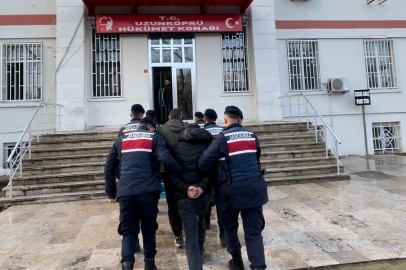 Edirne'de Göçmen Kaçakçılığı İddiasıyla 3 Kişi Tutuklandı