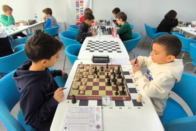 Edirne’de Küçükler Satranç Heyecanı