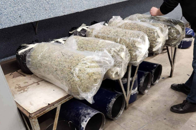 Oto Gaz Tüplerine Gizlenen 70 Kilo Esrar Yakalandı